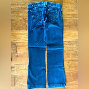 Levi’s 545 Women’s Jeans size 4 Med